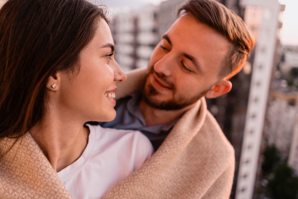 نقطة ضعف الرجل في جسد المرأة