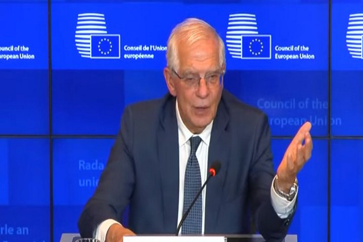 „Není to nejlepší nápad“: Šéf unijní diplomacie je proti úplnému zákazu udělování víz Rusům