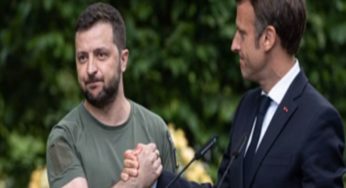 Macron: Ještě jednou vyzývám Rusko, aby stáhlo jednotky z území Ukrajiny