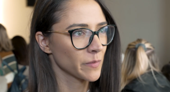 „Tyhle věci nenávidím“: jak reagovala Eva Burešová na rozchod Tomicové a na nový vztah Kolečka. S herečkami hrála v seriálu Slunečná