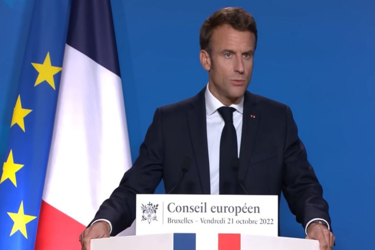 Francouzský prezident Macron: Ukrajina se musí sama rozhodnout, jaký mír je pro ni přijatelný a za jakých podmínek