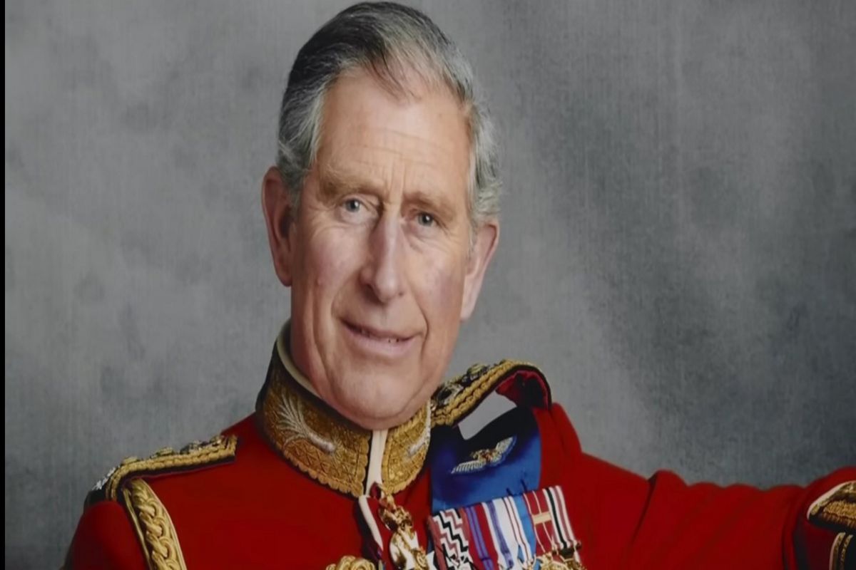 Video: Král Charles III. se rozesmál, když ho požádali o návrat prince Harryho do královské rodiny