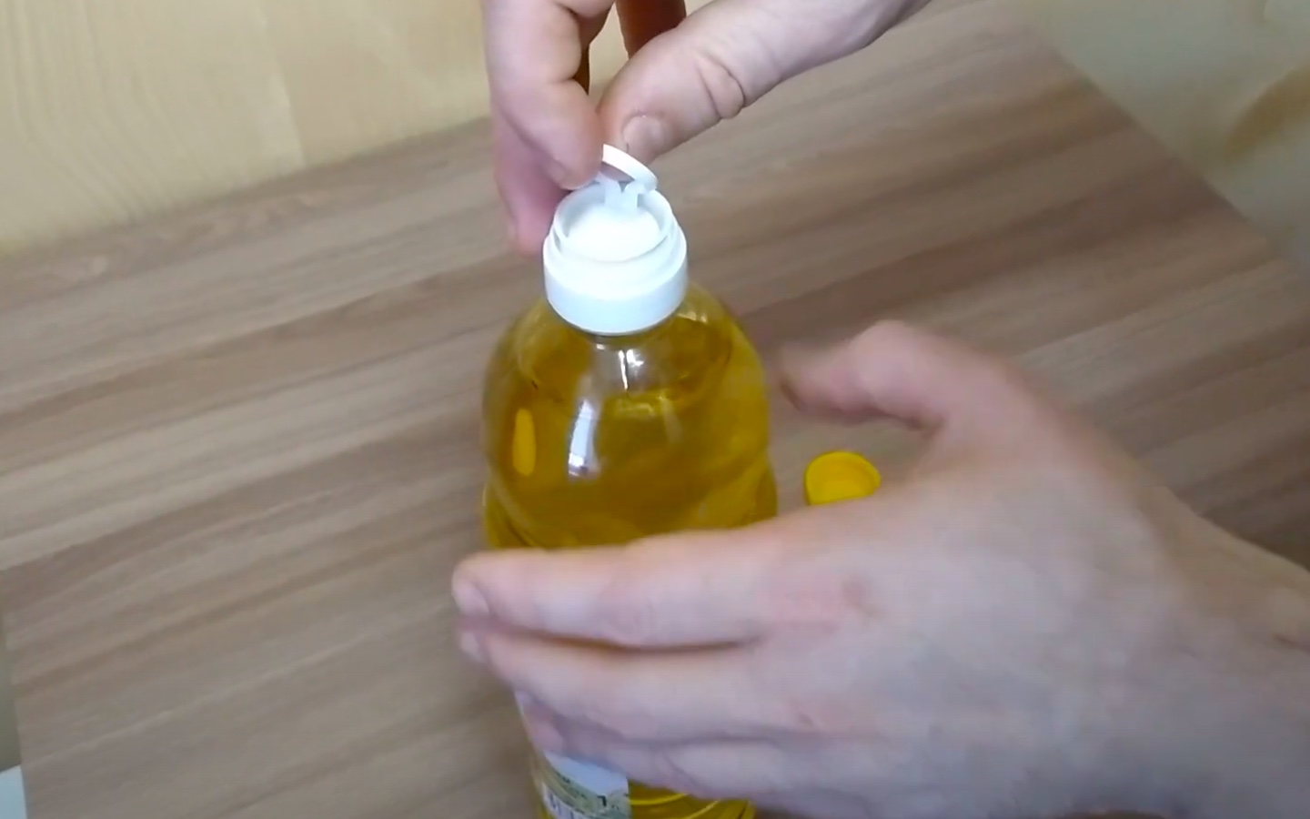 „Zátku od oleje vždy vyhazoval. Kolega pověděl, k čemu je to vlastně potřeba“
