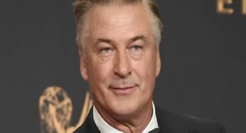 Alec Baldwin má po delší době důvod k úsměvu: Prokuratura proti němu stáhla obvinění