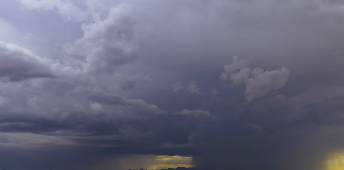 Po tropickém horku do Česka přijdou silné bouřky: Meteorologové varuji před povodněmi