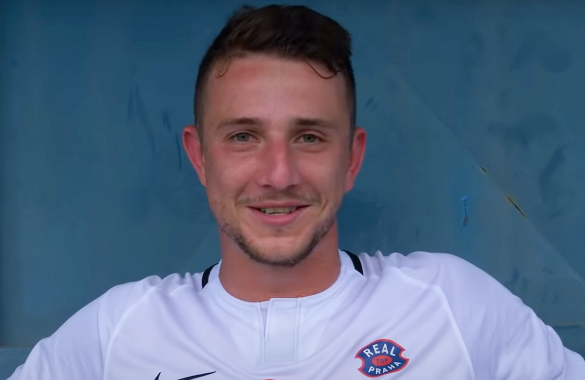 Jakub Štáfek se stal dvojnásobným tatínkem: Herec se pochlubil fotkami s miminkem