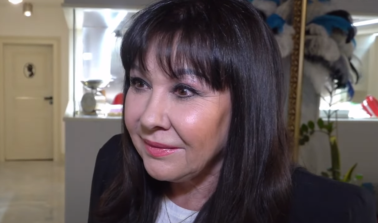 Náhrada za Patrasovou: objevila se krásná blondýnka