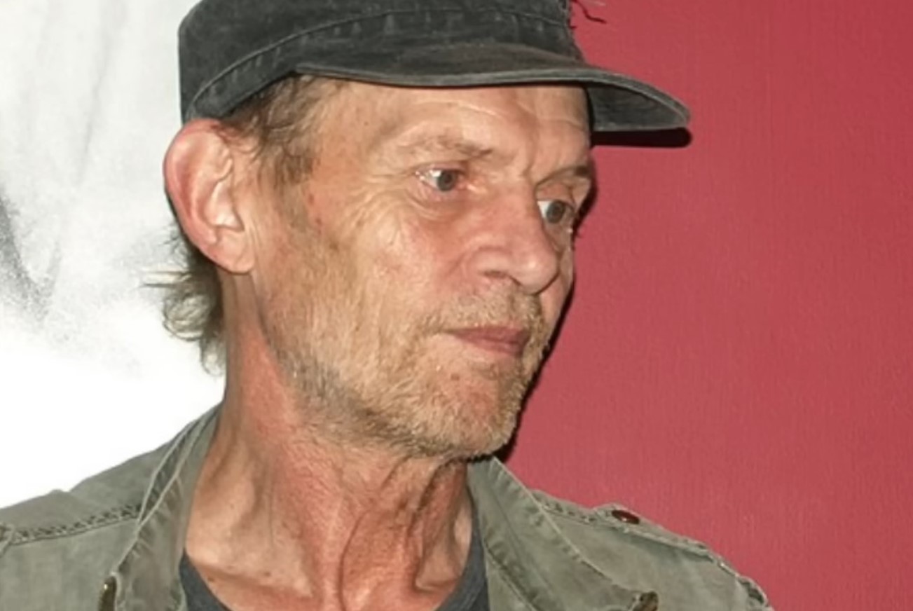 Ji Schmitzer Ne ekan Zdravotn Komplikace Na Festivalu Ben tsk Zivot