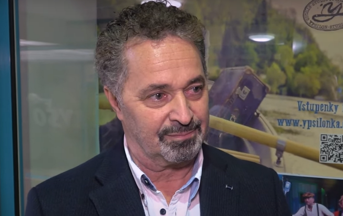 „Nejkrásnější chvíle“: Martin Dejdar ukázal celou svou rodinu, s manželkou letos oslaví 31. výročí svatby